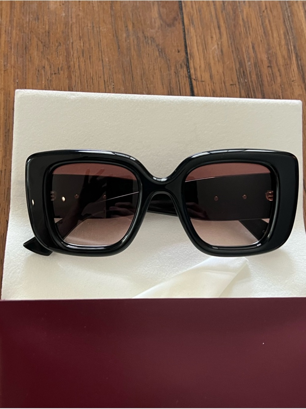 Gucci Black BUTTERFLY GOLD GG SUNGLASSES  50mm NEW $560 - Picture 6 of 14